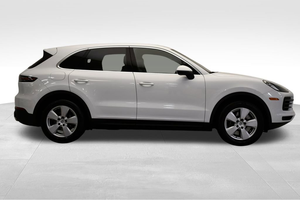 Used 2023 Porsche Cayenne image 8