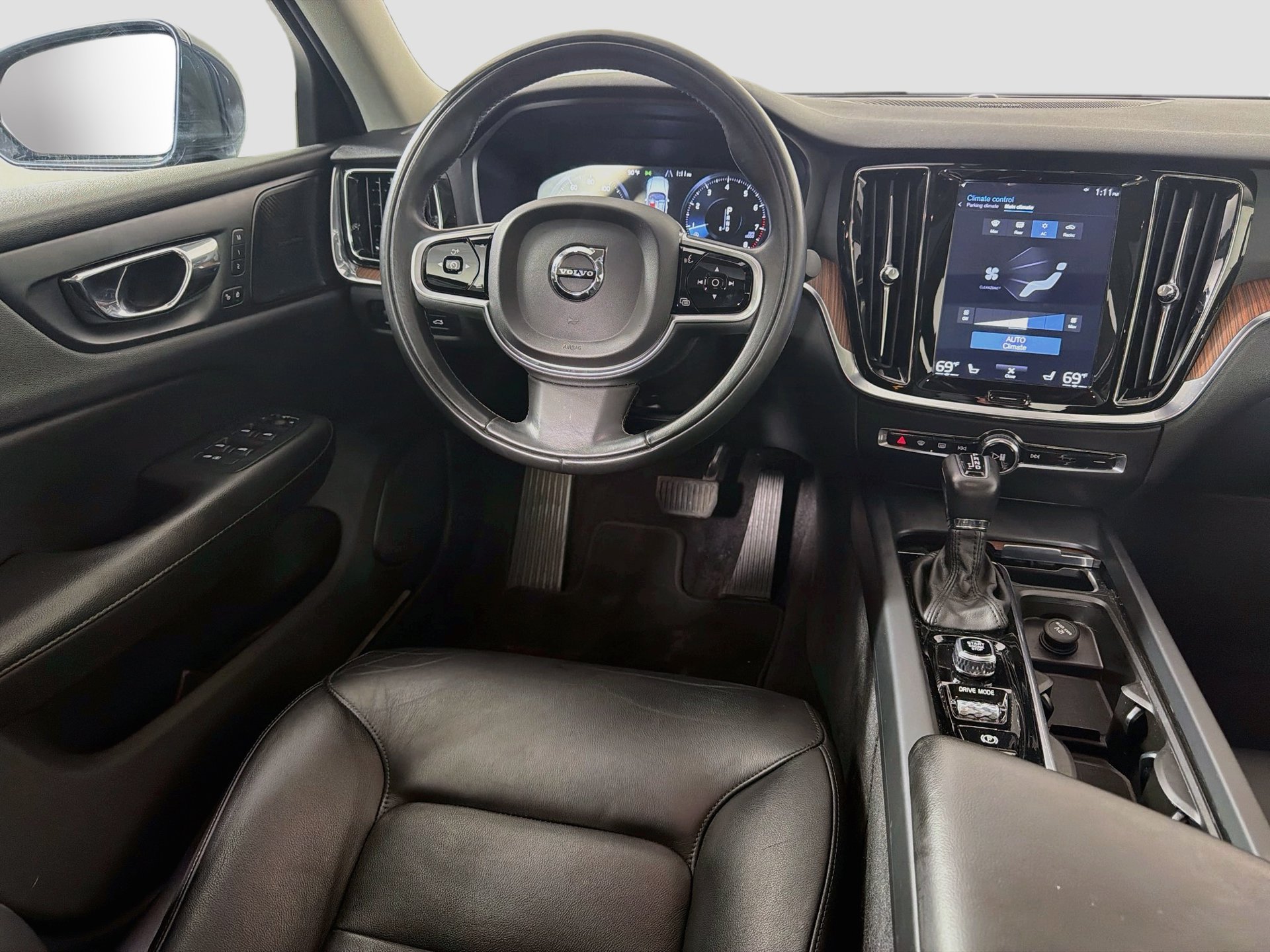 Used 2019 Volvo S60 T5 Momentum w/ Multimedia Package FWD image 23