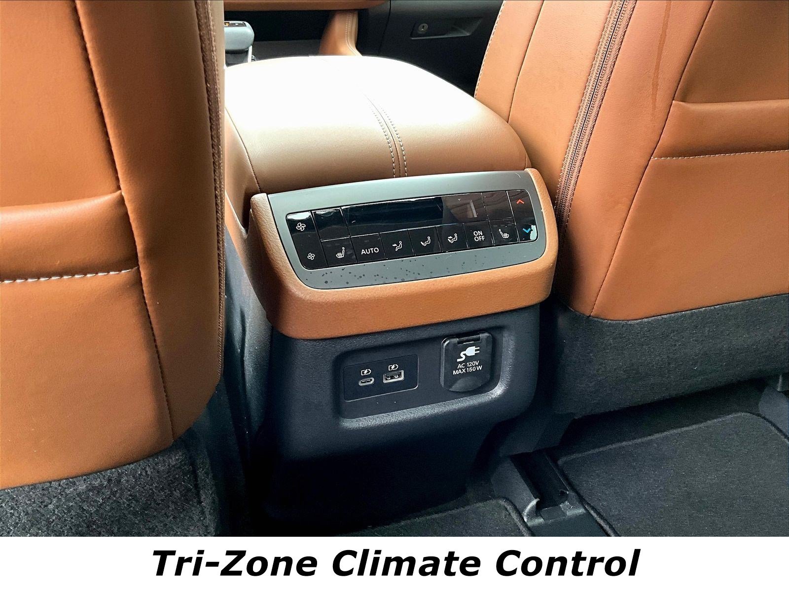 Certified 2023 Nissan Pathfinder Platinum w/ Cargo Package AWD/4WD image 10