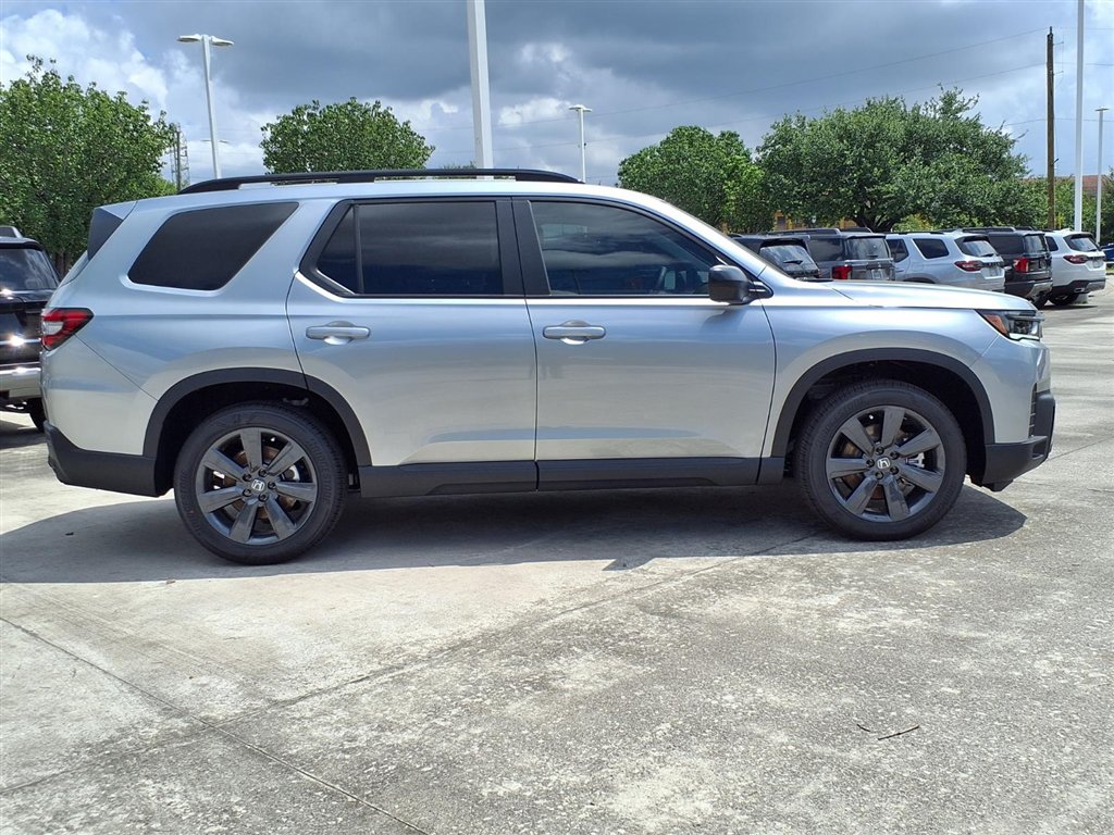 New 2026 Honda Pilot Sport image 14