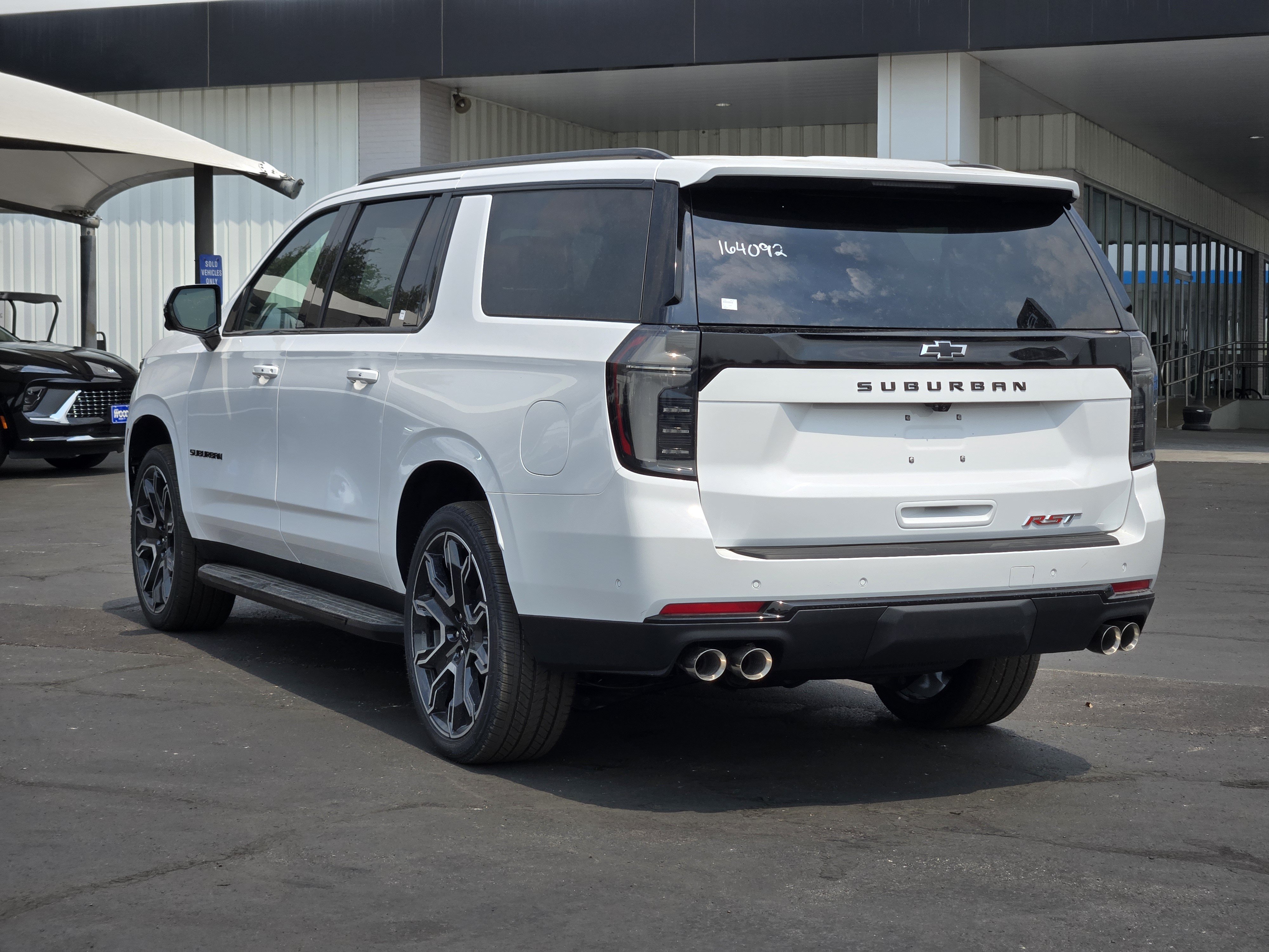 New 2026 Chevrolet Suburban RST w/ RST Capability Package AWD/4WD image 3