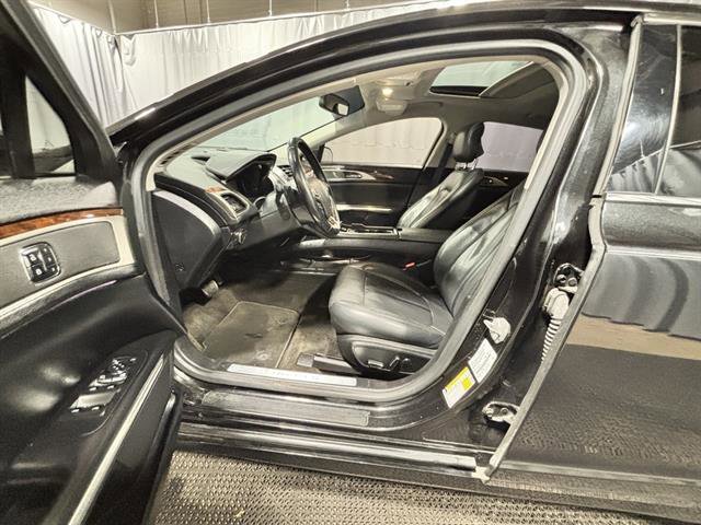 Used 2015 Lincoln MKZ w/ Equipment Group 102A Reserve image 9