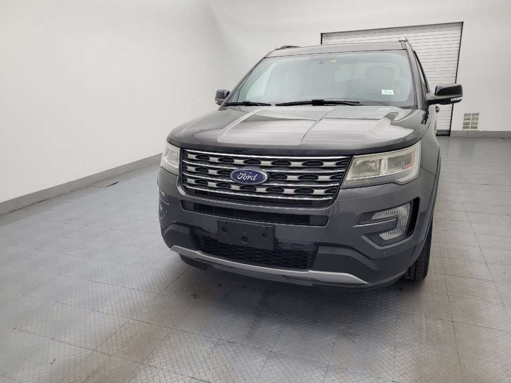Used 2017 Ford Explorer XLT w/ Equipment Group 202A image 15