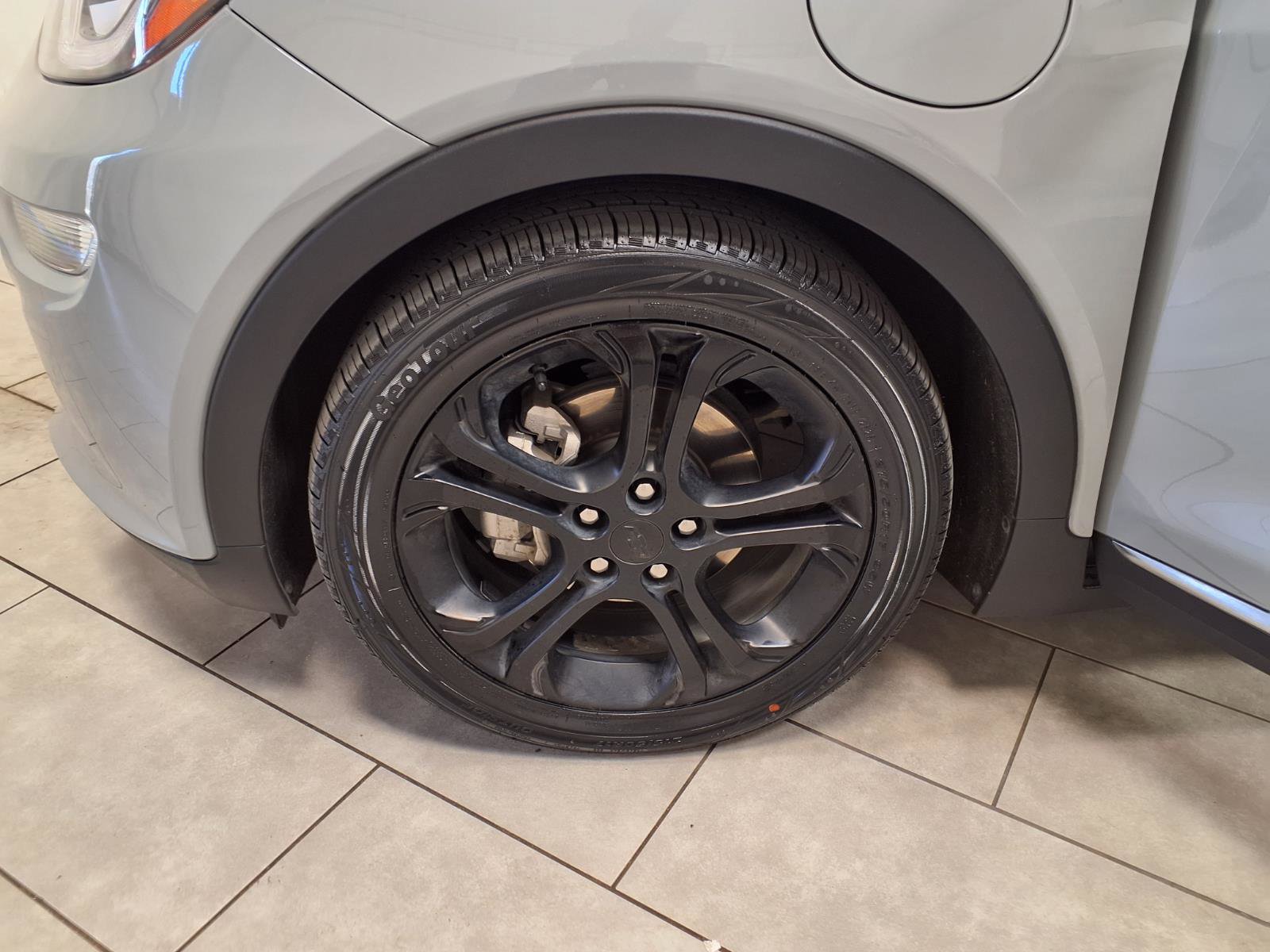 Used 2021 Chevrolet Bolt LT image 27