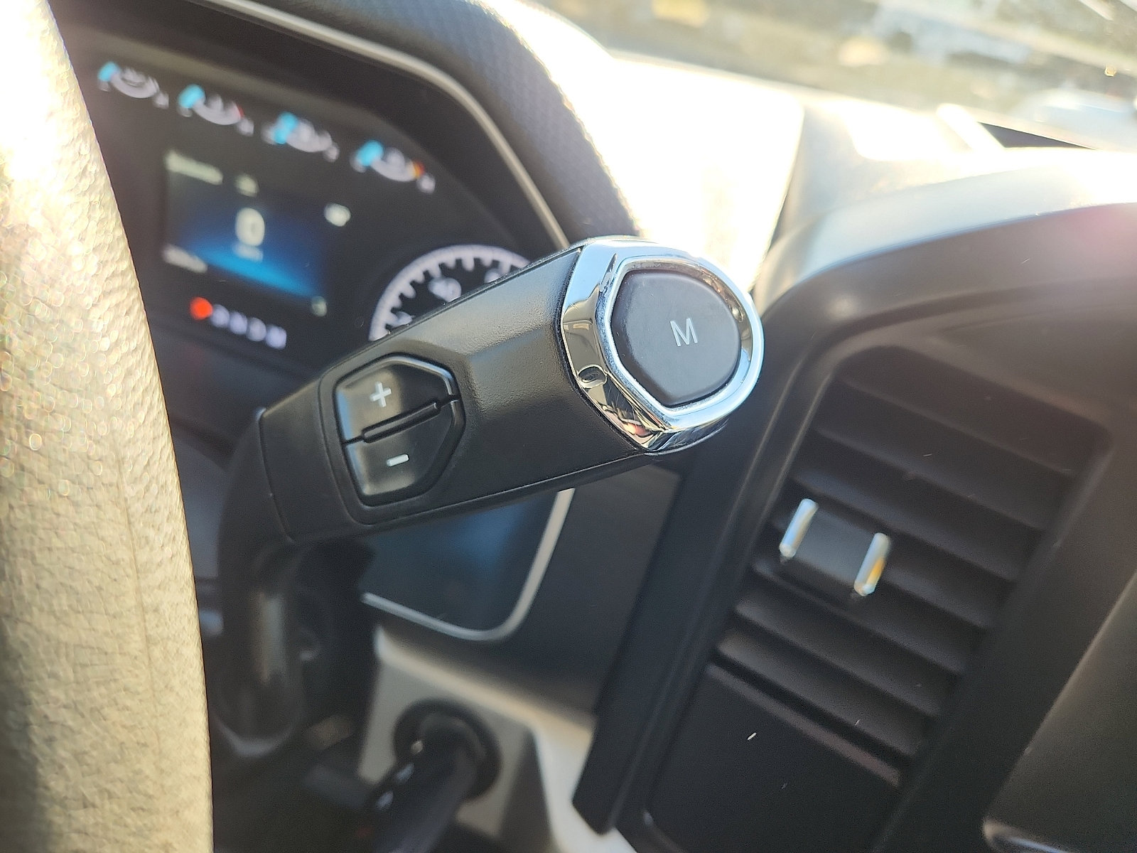 Used 2023 Ford F150 XL w/ Trailer Tow Package image 16