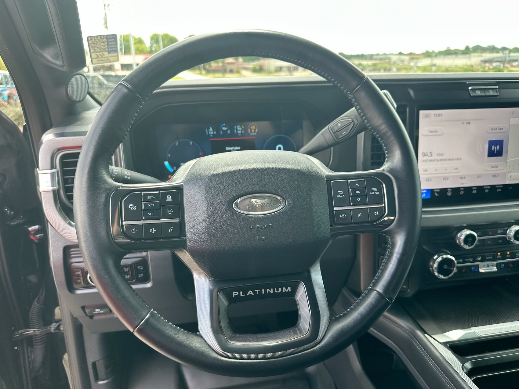 Used 2025 Ford F250 Platinum AWD/4WD image 14