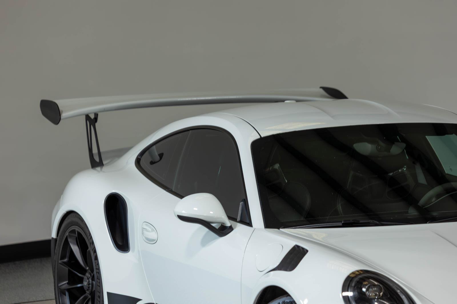 Used 2016 Porsche 911 GT3 RS RWD image 44