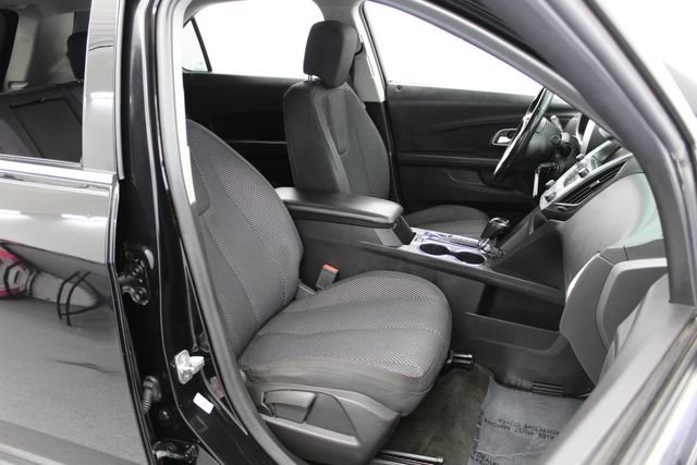 Used 2017 Chevrolet Equinox LT w/ Convenience Package FWD image 18