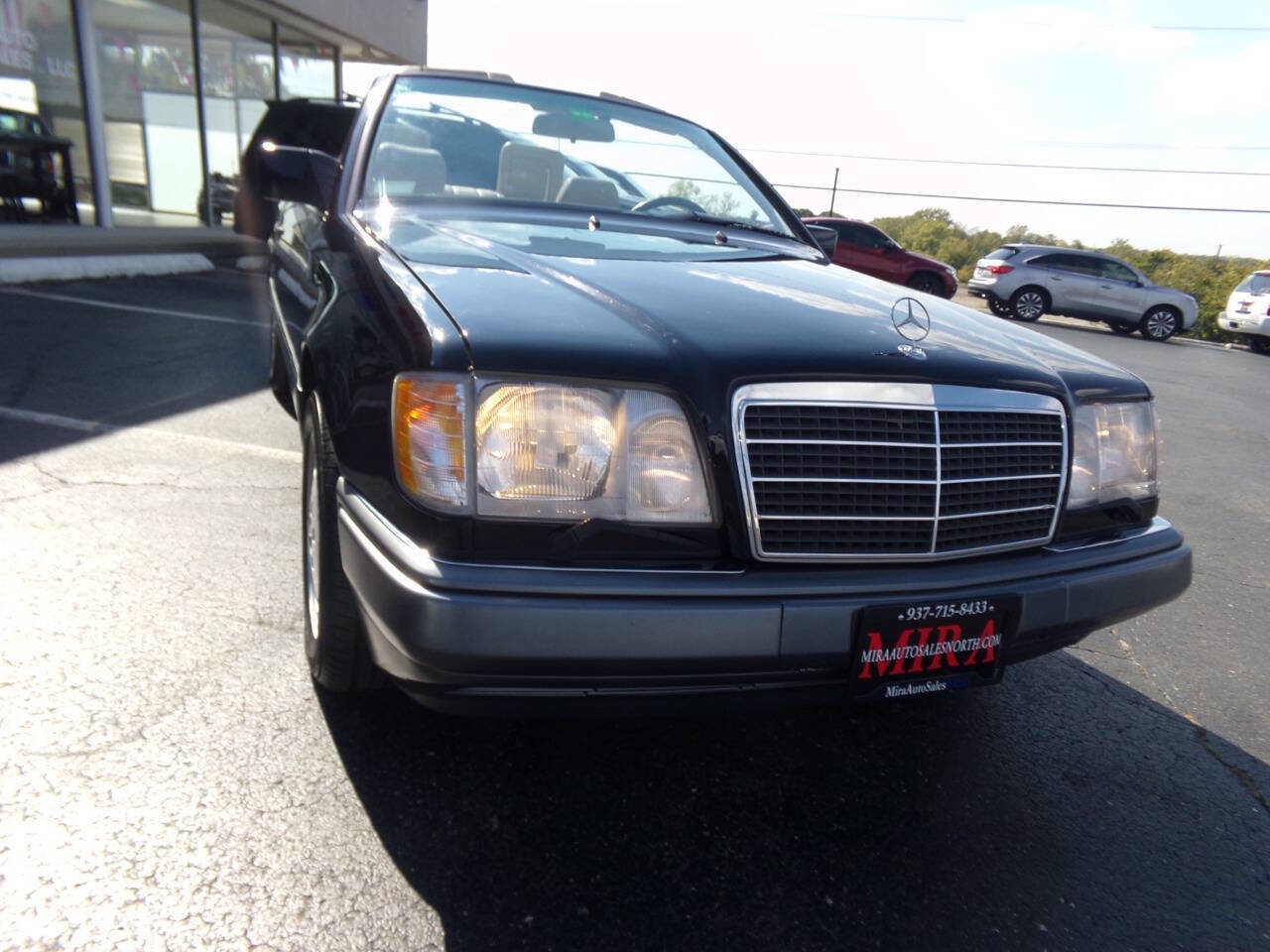 Used 1994 Mercedes-Benz E 320 Convertible image 24