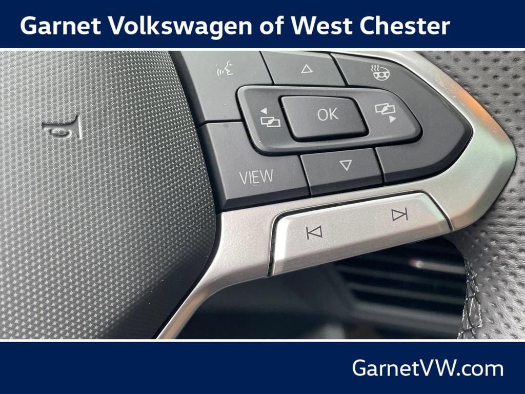 New 2026 Volkswagen Jetta GLI Autobahn FWD image 13