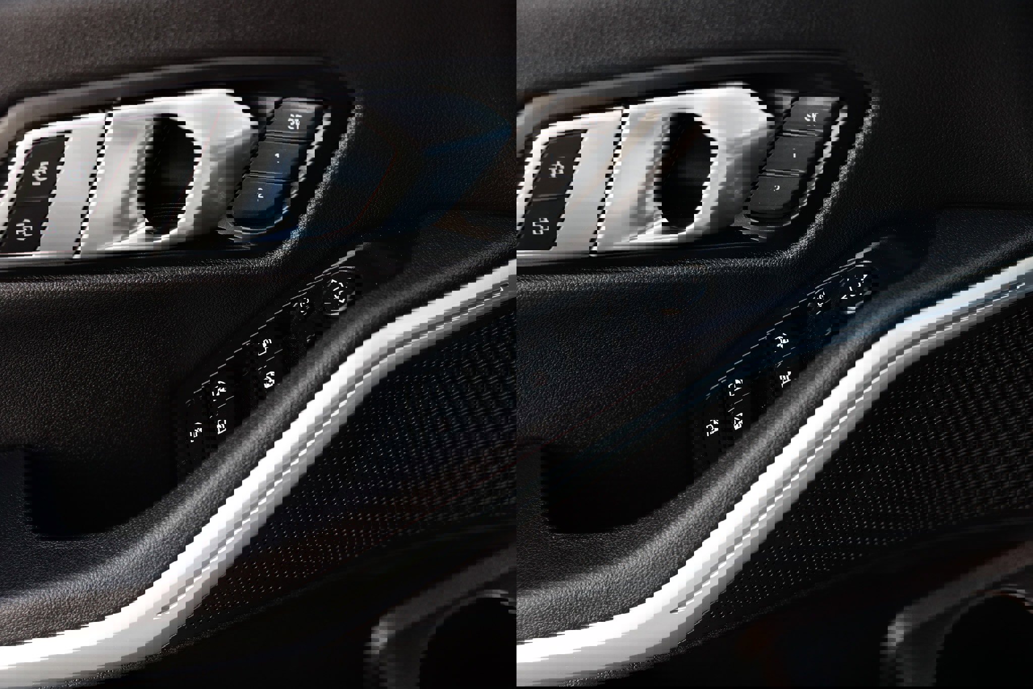 Used 2021 BMW 330i Sedan w/ Premium Package image 52