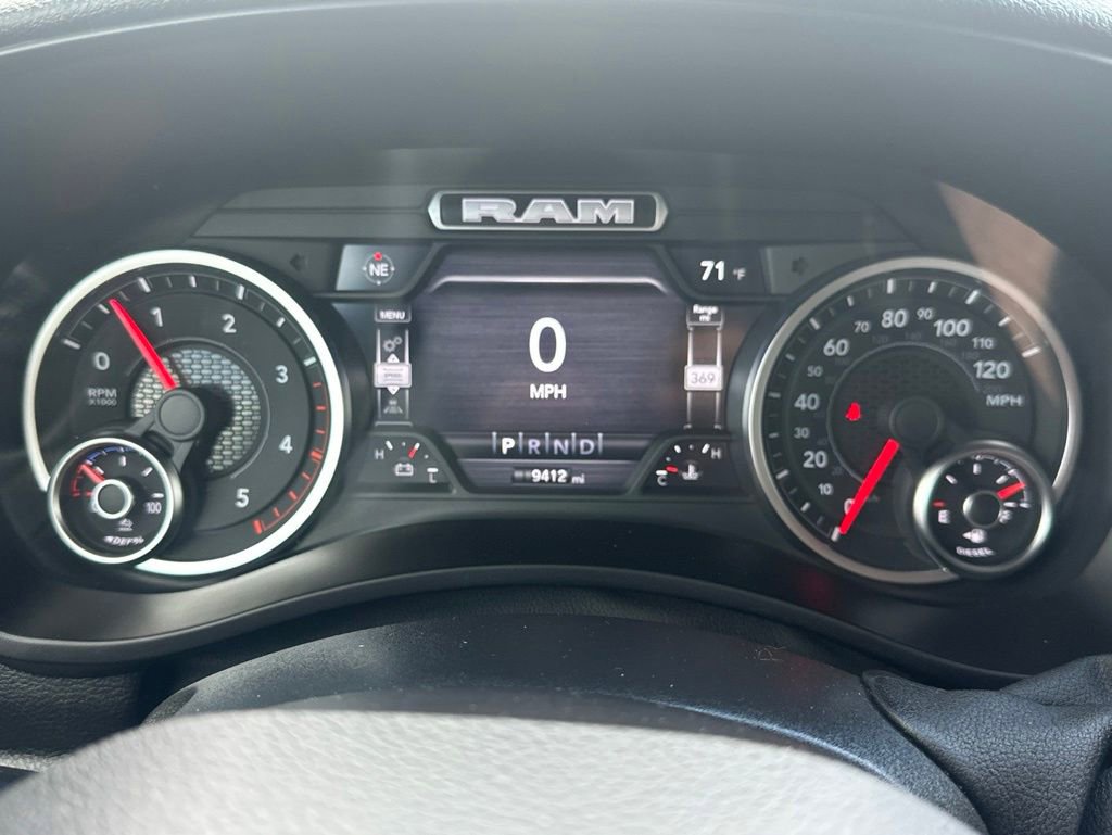 Used 2025 RAM 2500 Big Horn AWD/4WD image 25
