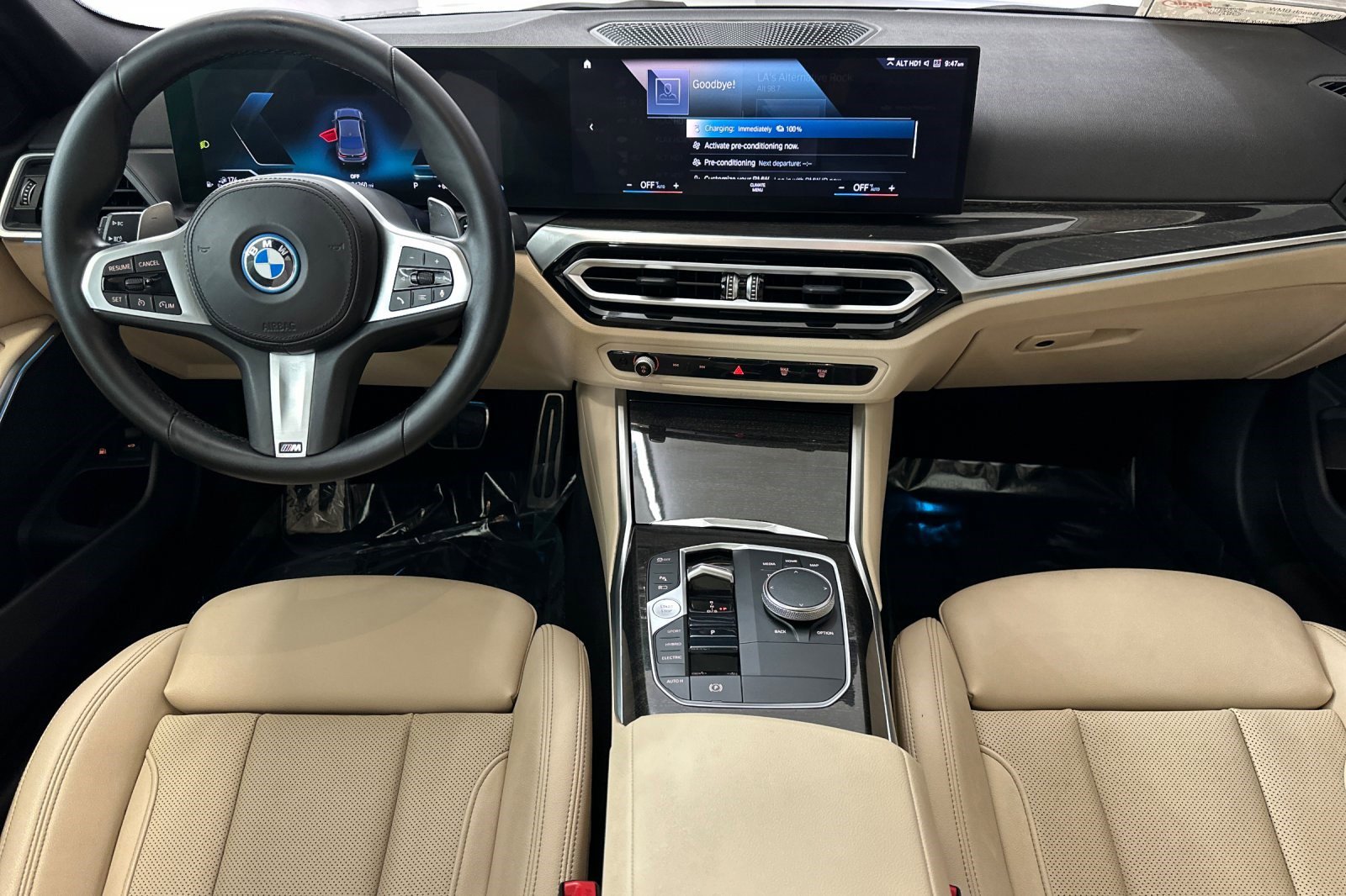 Certified 2023 BMW 330e w/ M Sport Package image 26