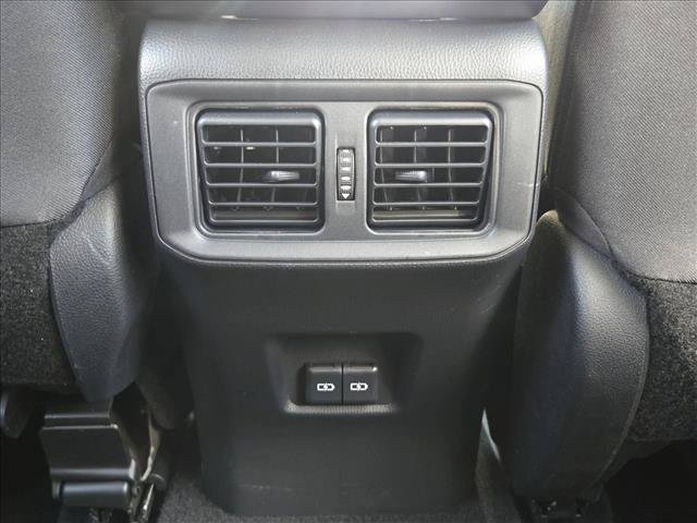 Used 2025 Toyota RAV4 XLE w/ Convenience Package AWD/4WD image 17