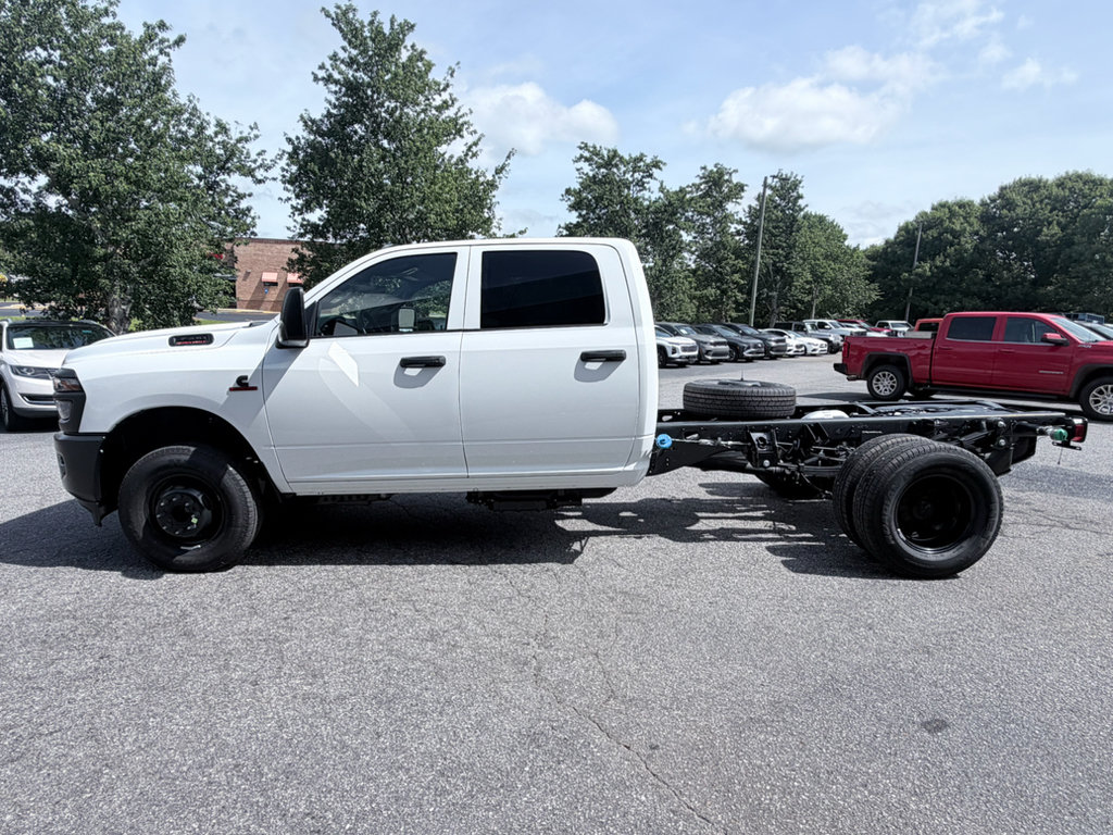 New 2026 RAM 3500 Tradesman AWD/4WD image 5