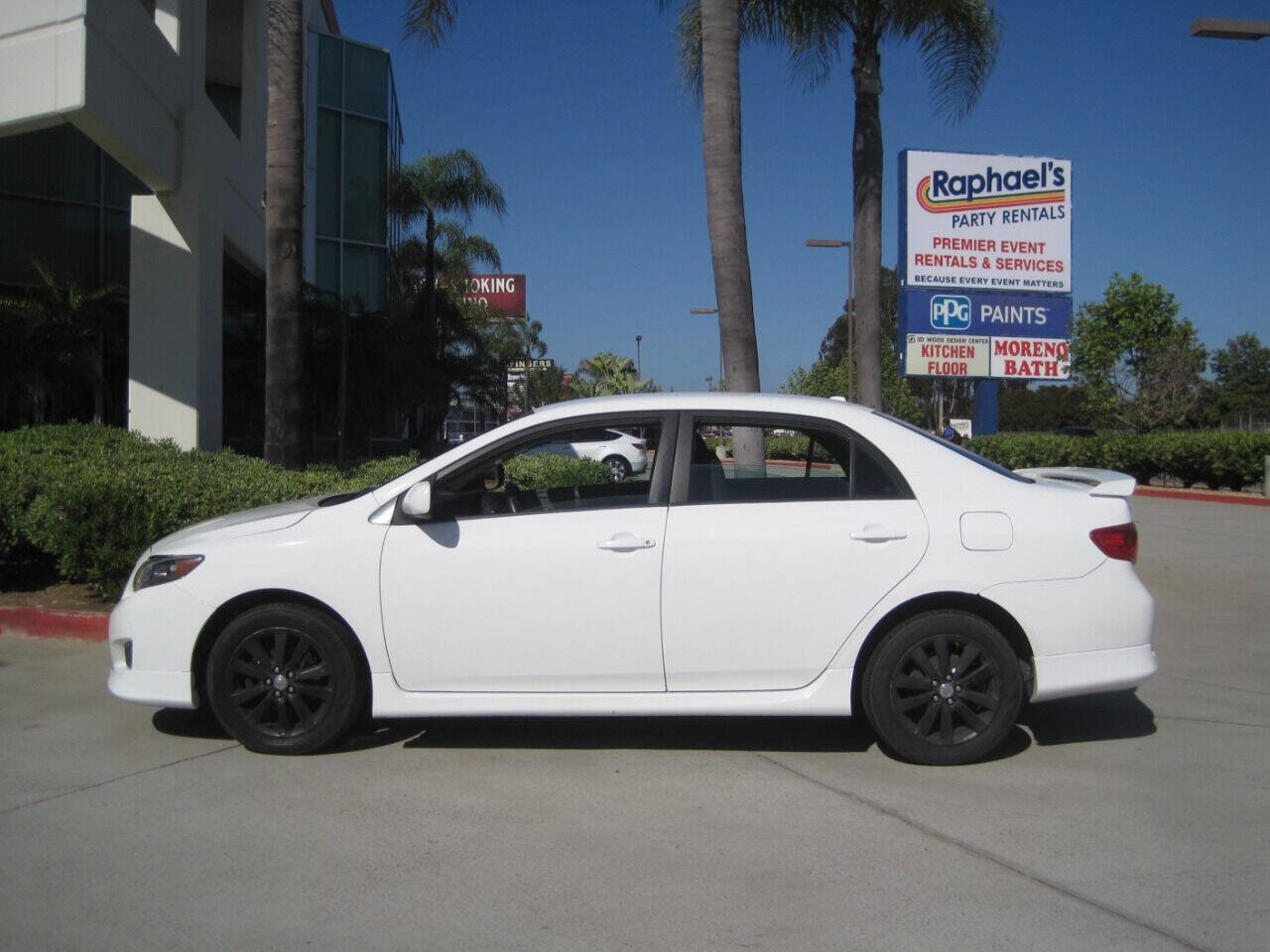 Used 2010 Toyota Corolla S image 2
