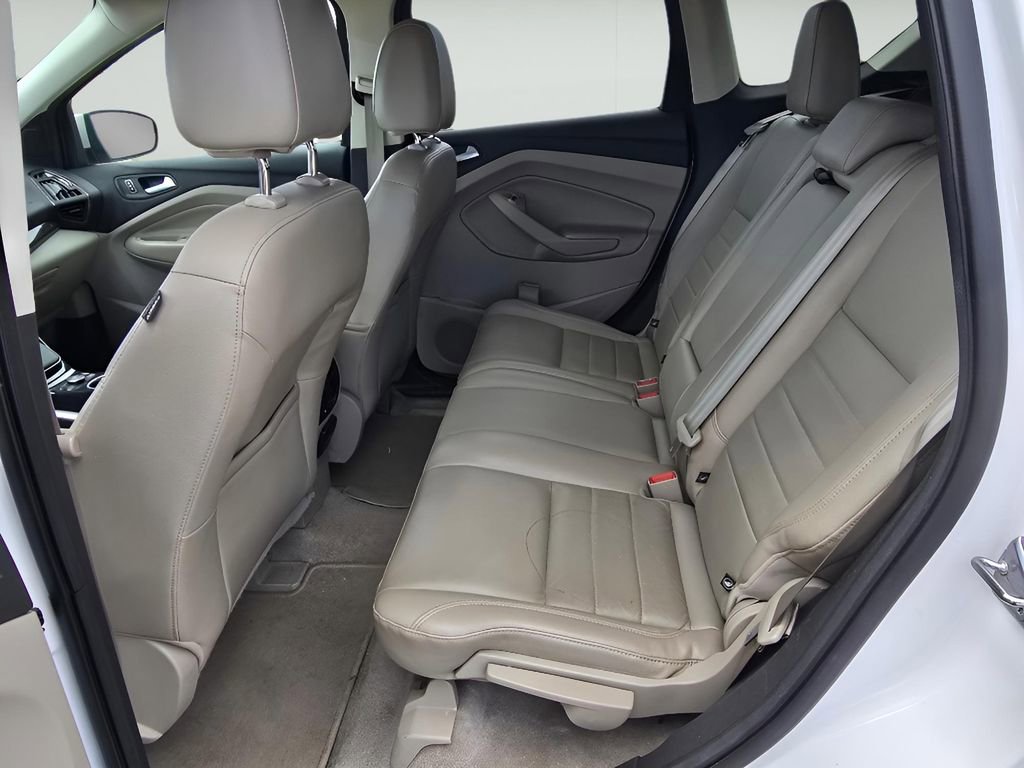 Used 2015 Ford Escape Titanium AWD/4WD image 25