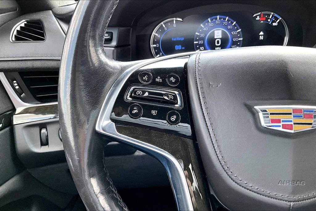 Used 2020 Cadillac Escalade ESV Platinum AWD/4WD image 17