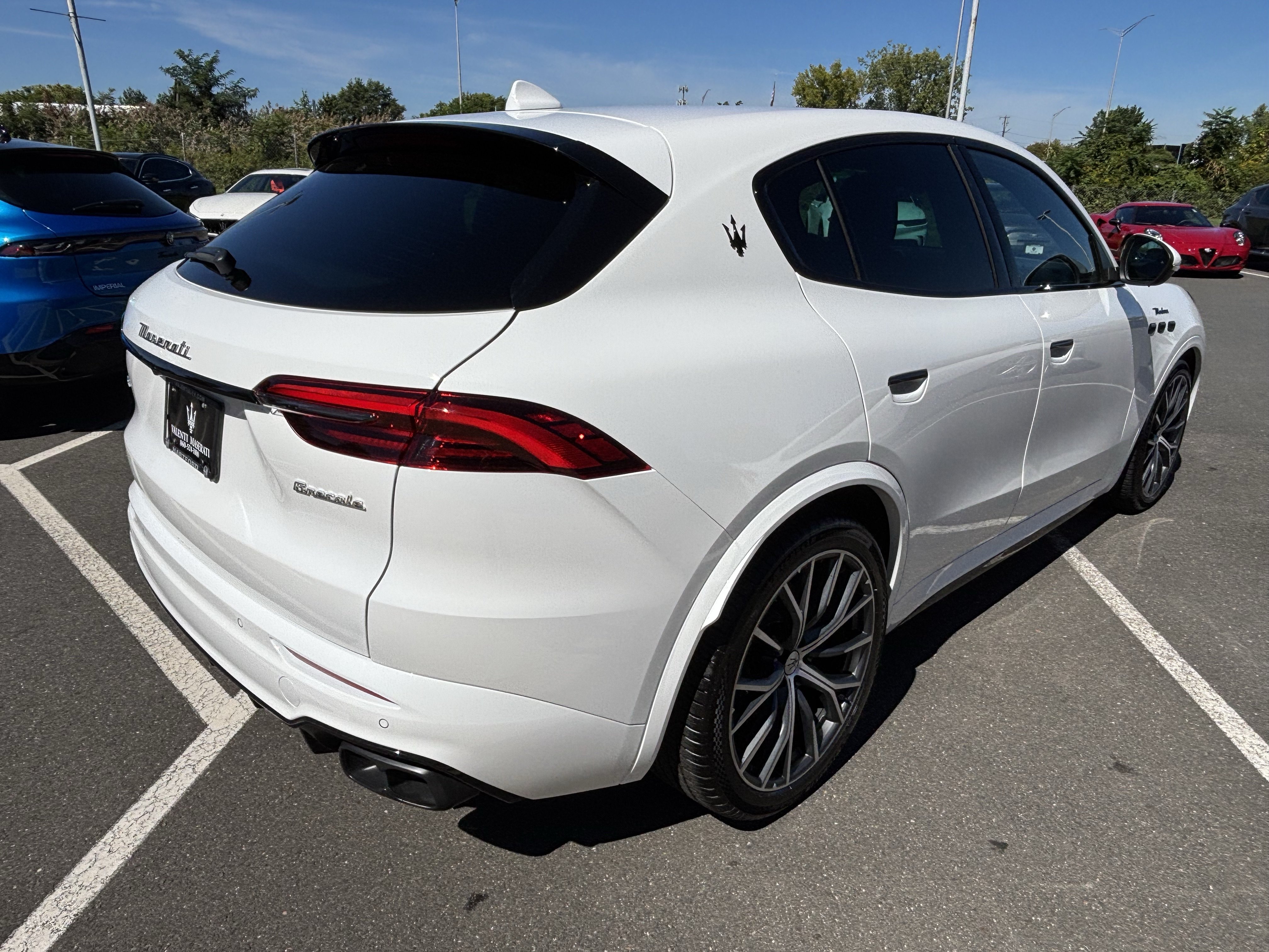Used 2026 Maserati Grecale Folgore AWD/4WD image 7