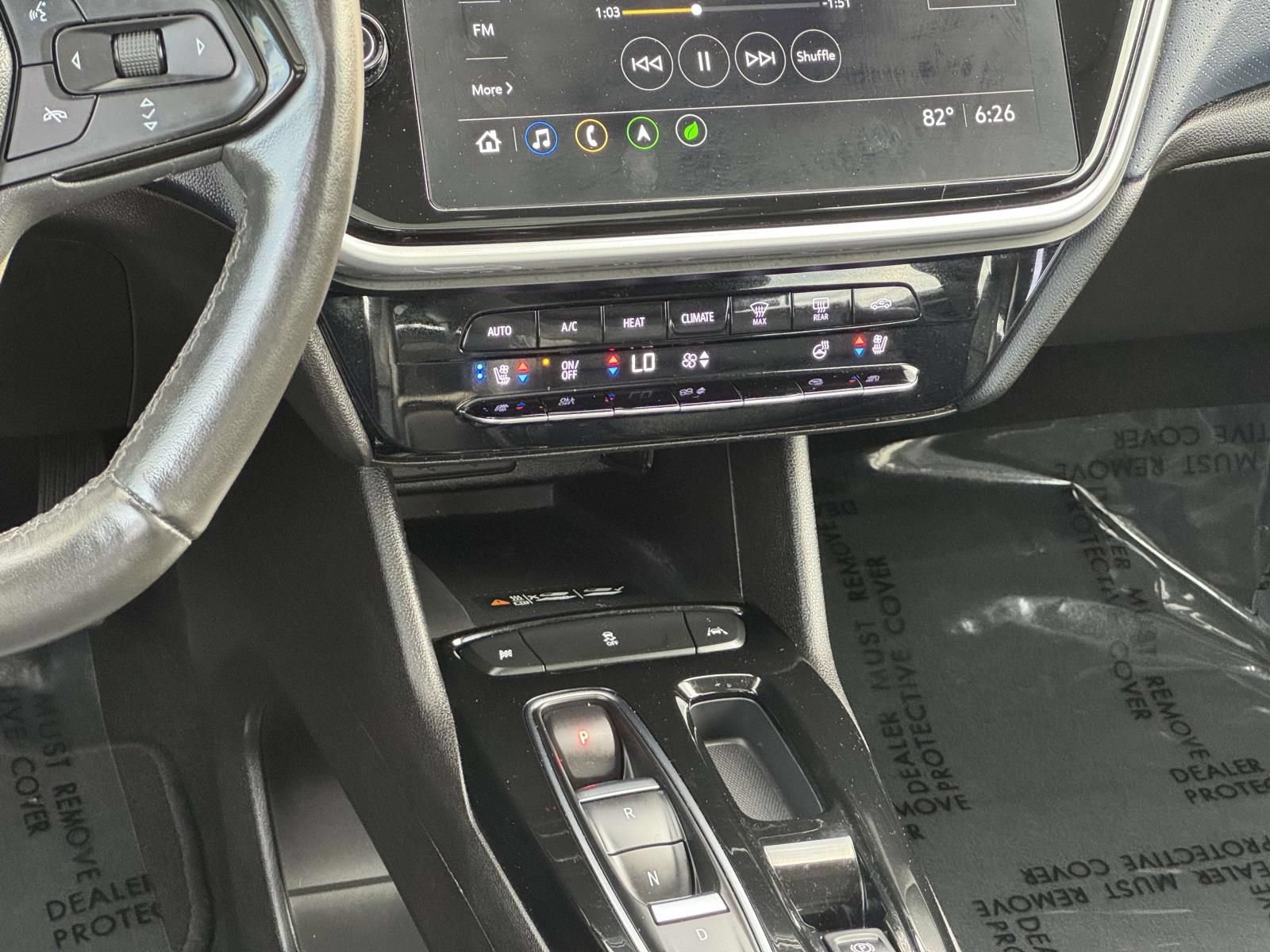 Used 2023 Chevrolet Bolt EUV Premier w/ Sun & Sound Package FWD image 4
