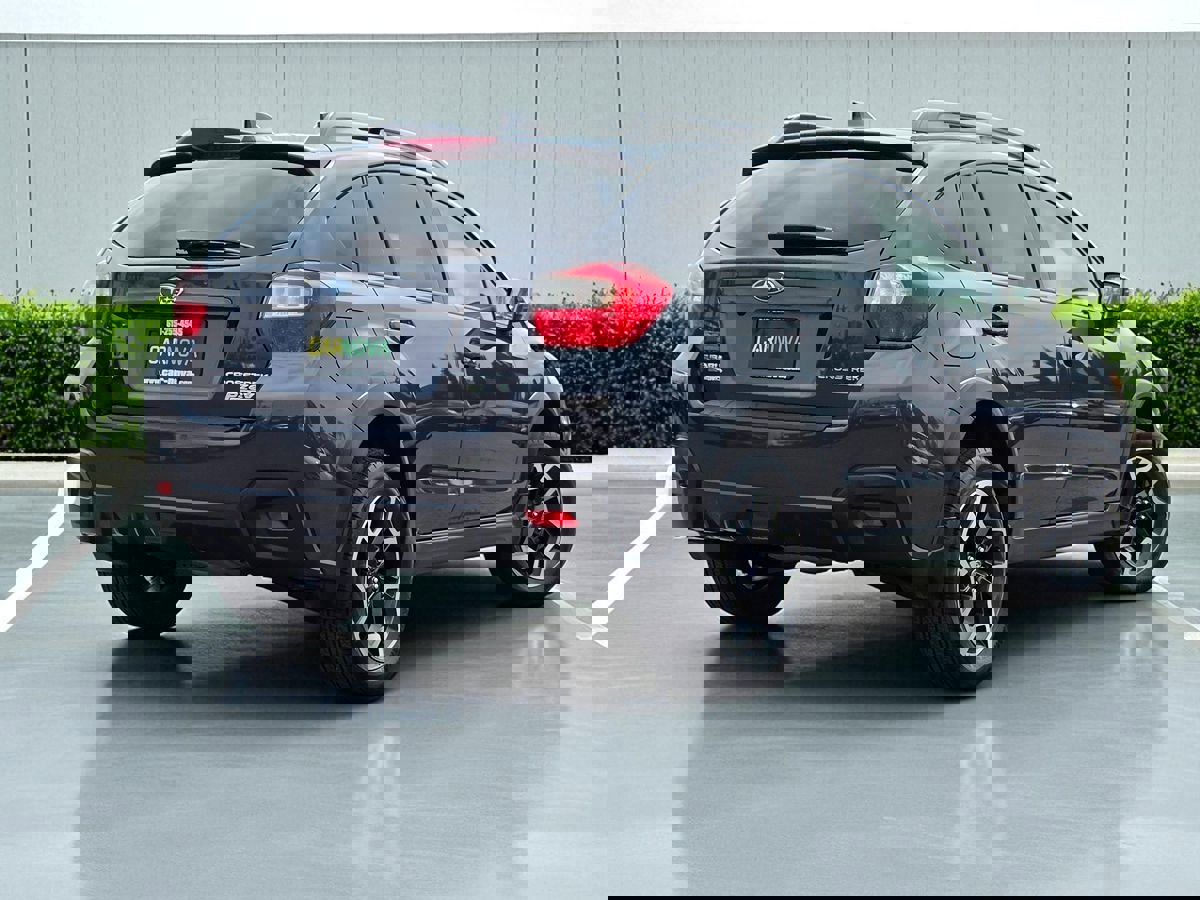 Used 2017 Subaru Crosstrek 2.0i Limited image 10