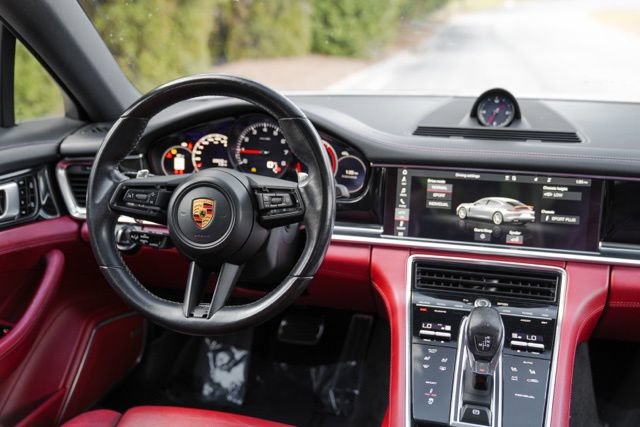 Used 2021 Porsche Panamera 4S w/ Premium Package AWD/4WD image 23