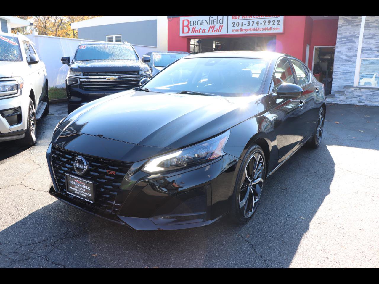 Used 2023 Nissan Altima 2.5 SR