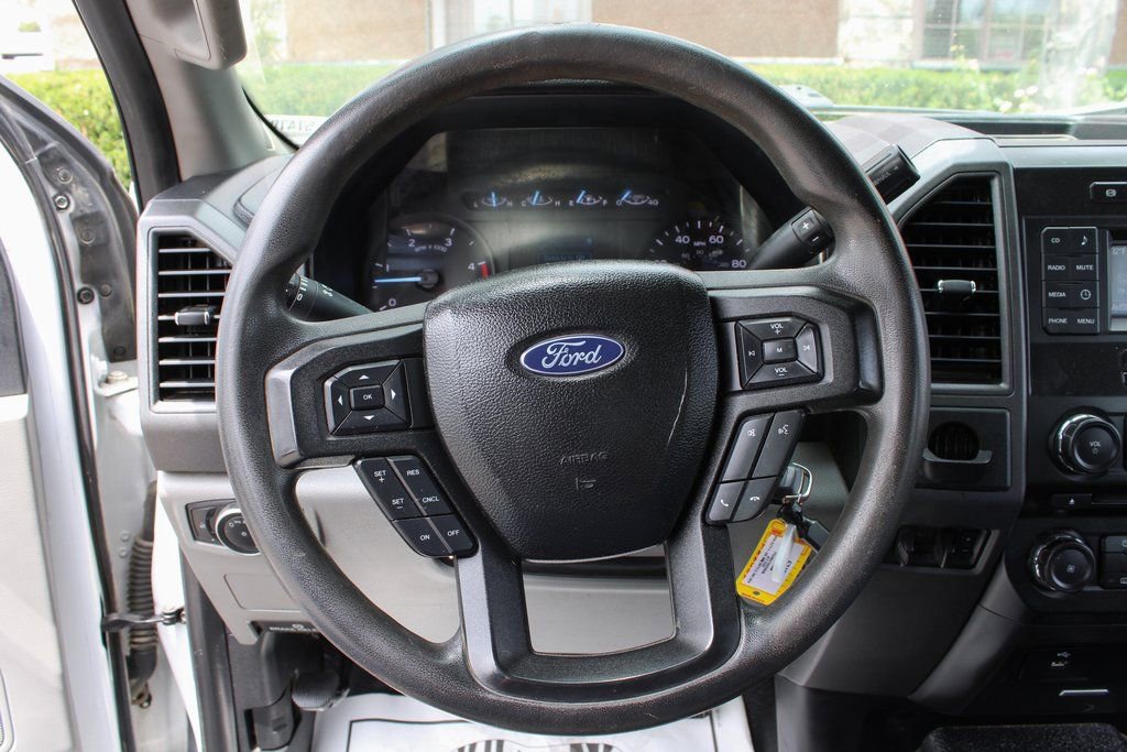 Used 2017 Ford F550 2WD Crew Cab Super Duty image 19