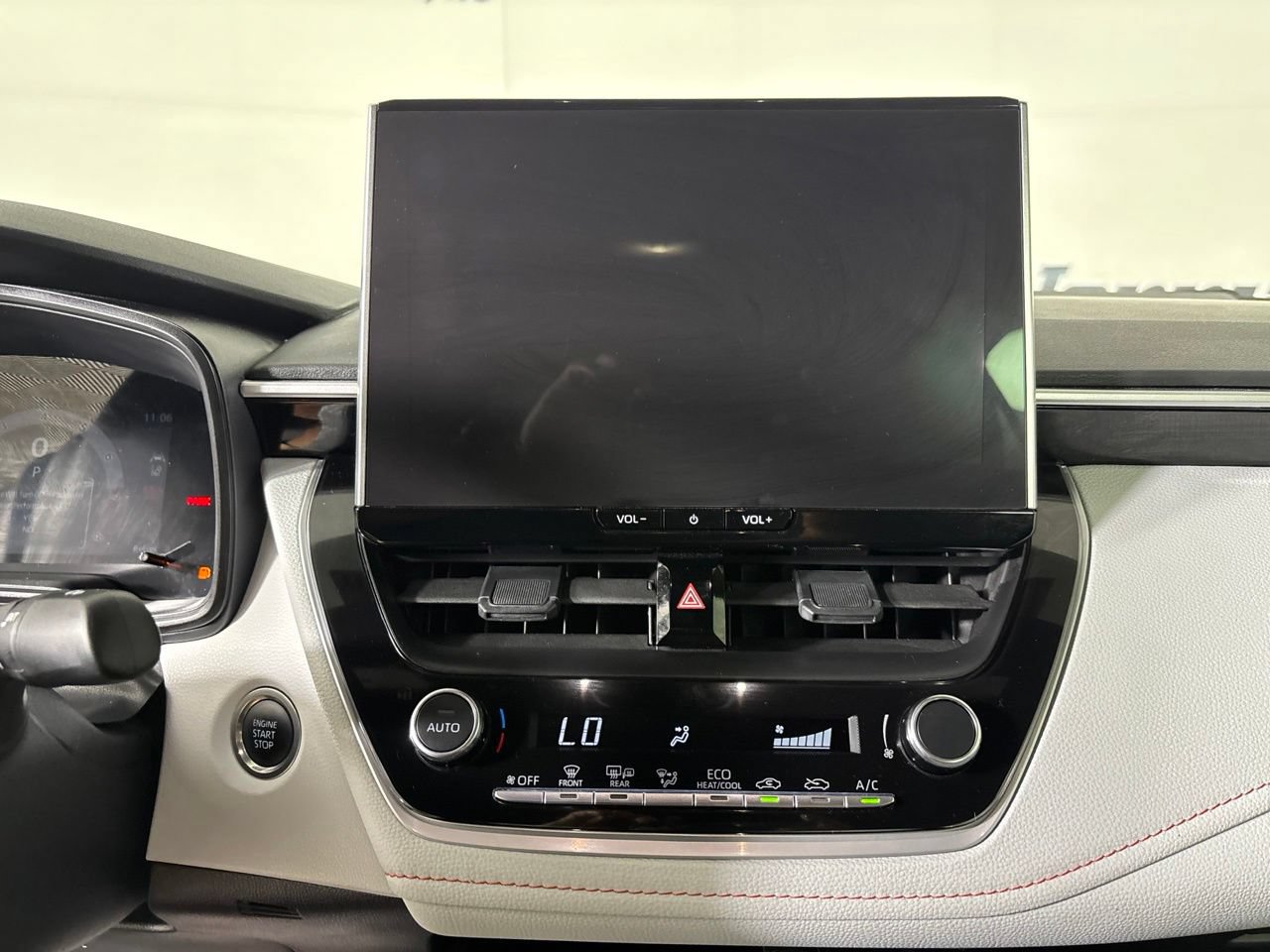 Used 2025 Toyota Corolla FX w/ Convenience Package FWD image 15