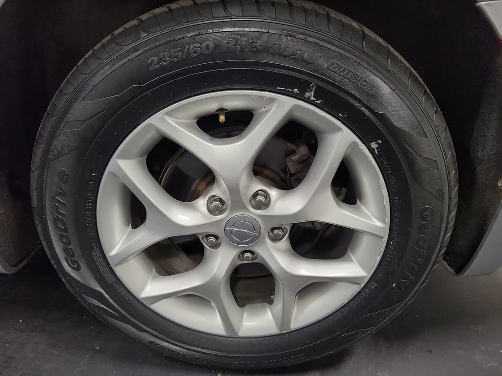 Used 2020 Chrysler Pacifica Limited image 11