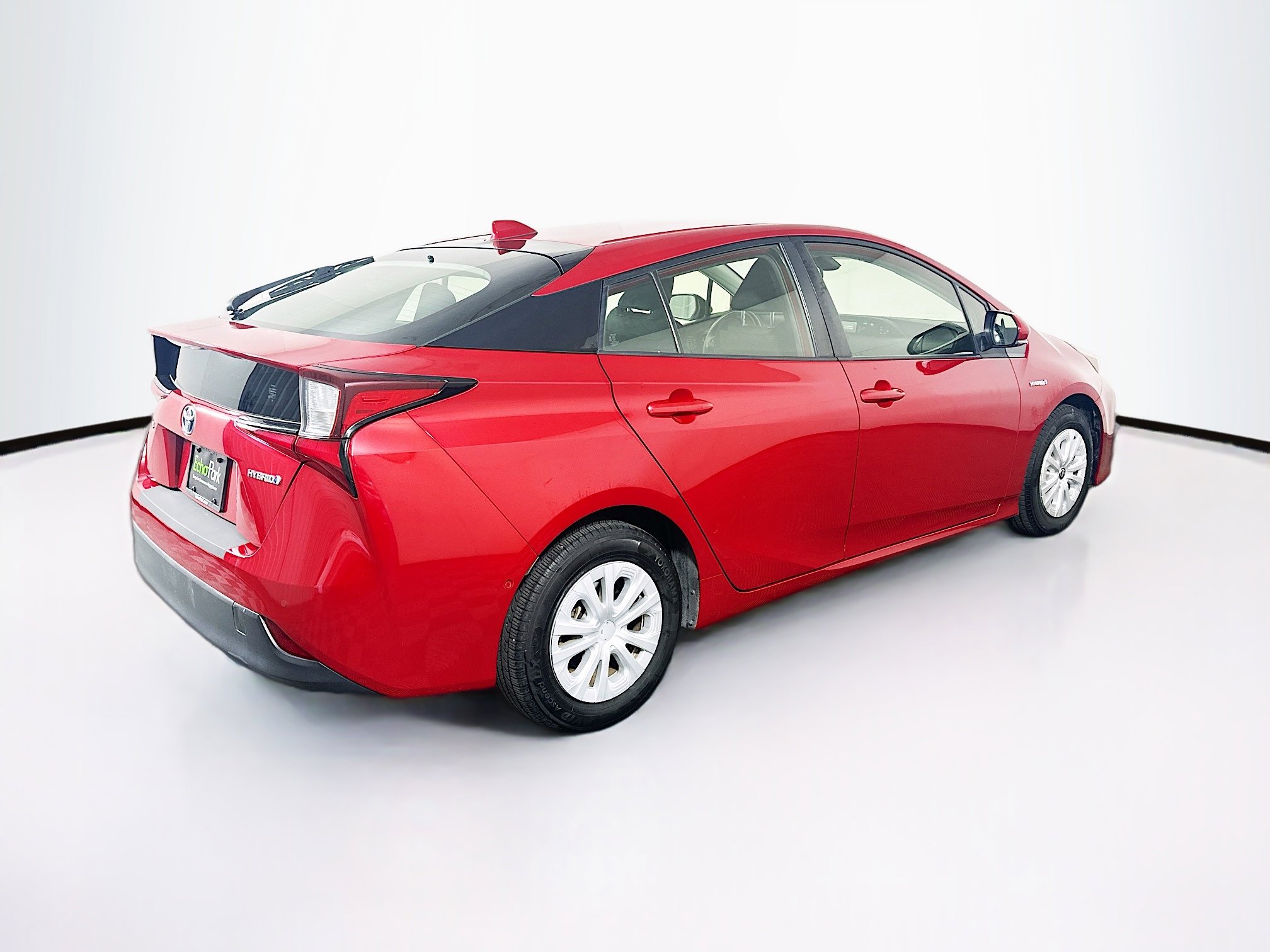 Used 2021 Toyota Prius LE FWD image 9
