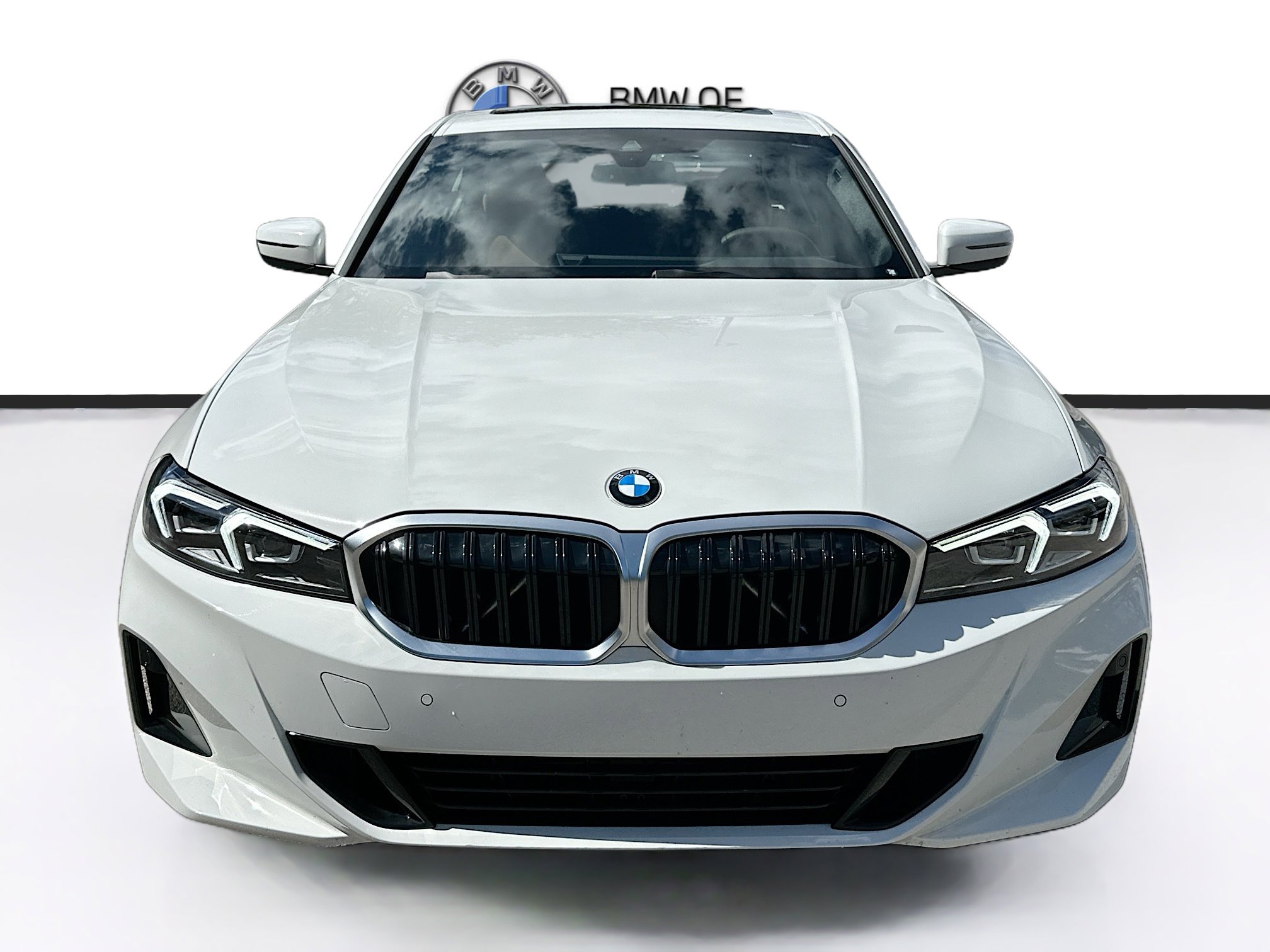 Certified 2025 BMW 330i Sedan w/ M Sport Package image 2