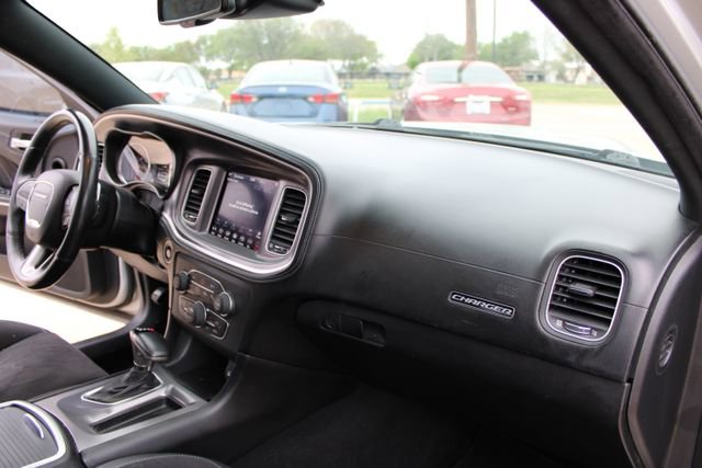 Used 2019 Dodge Charger R/T w/ Plus Group RWD image 47