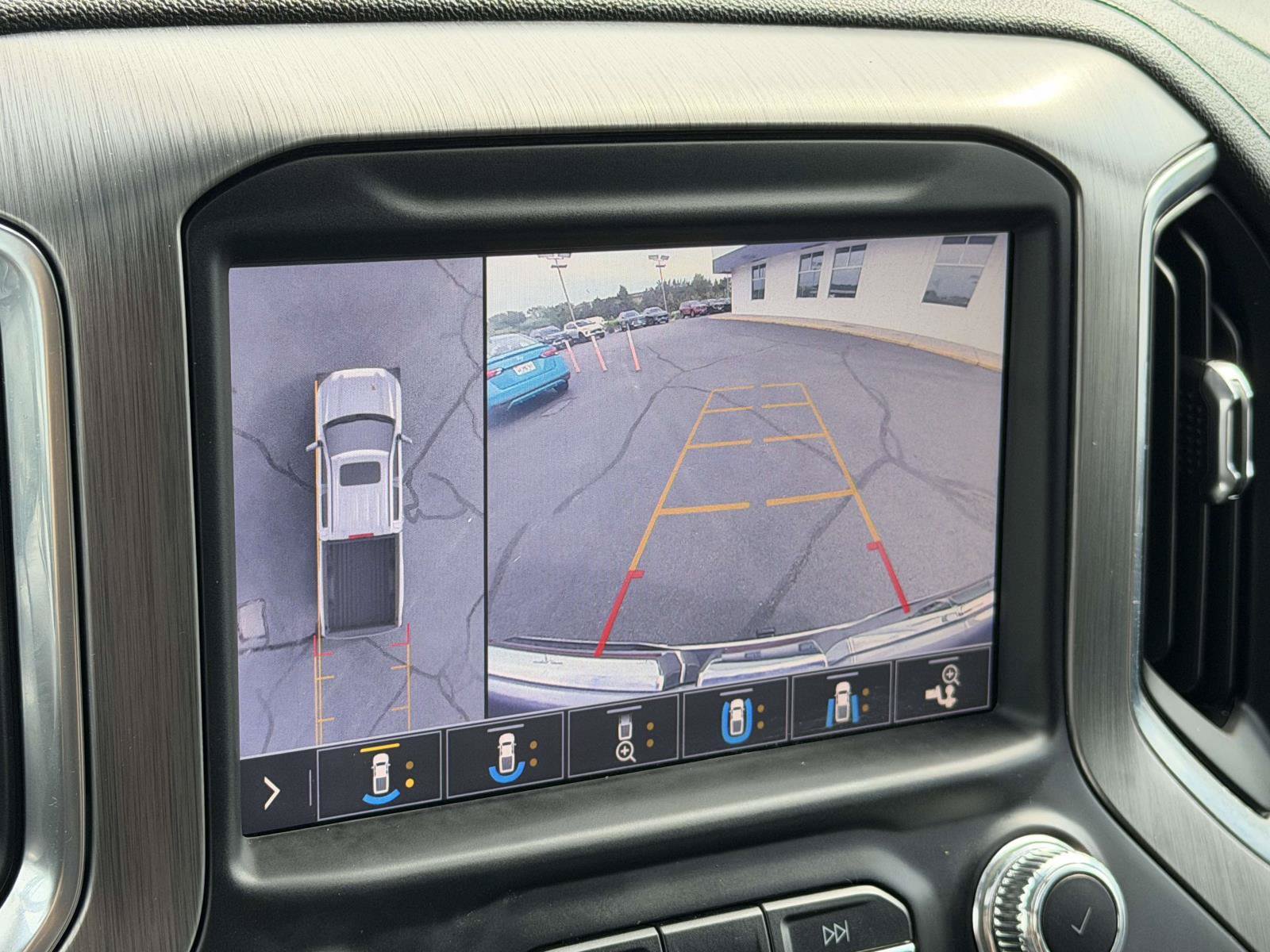 Used 2019 GMC Sierra 1500 Denali w/ Denali Ultimate Package AWD/4WD image 13