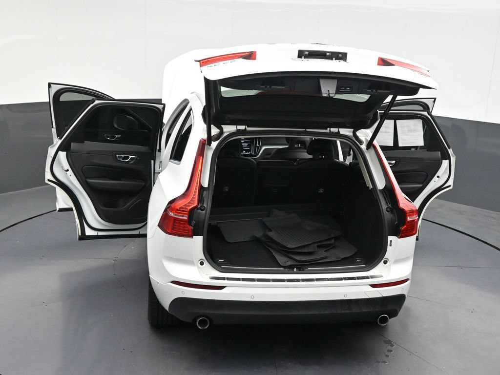 Used 2018 Volvo XC60 T6 Momentum w/ Advanced Package AWD/4WD image 34