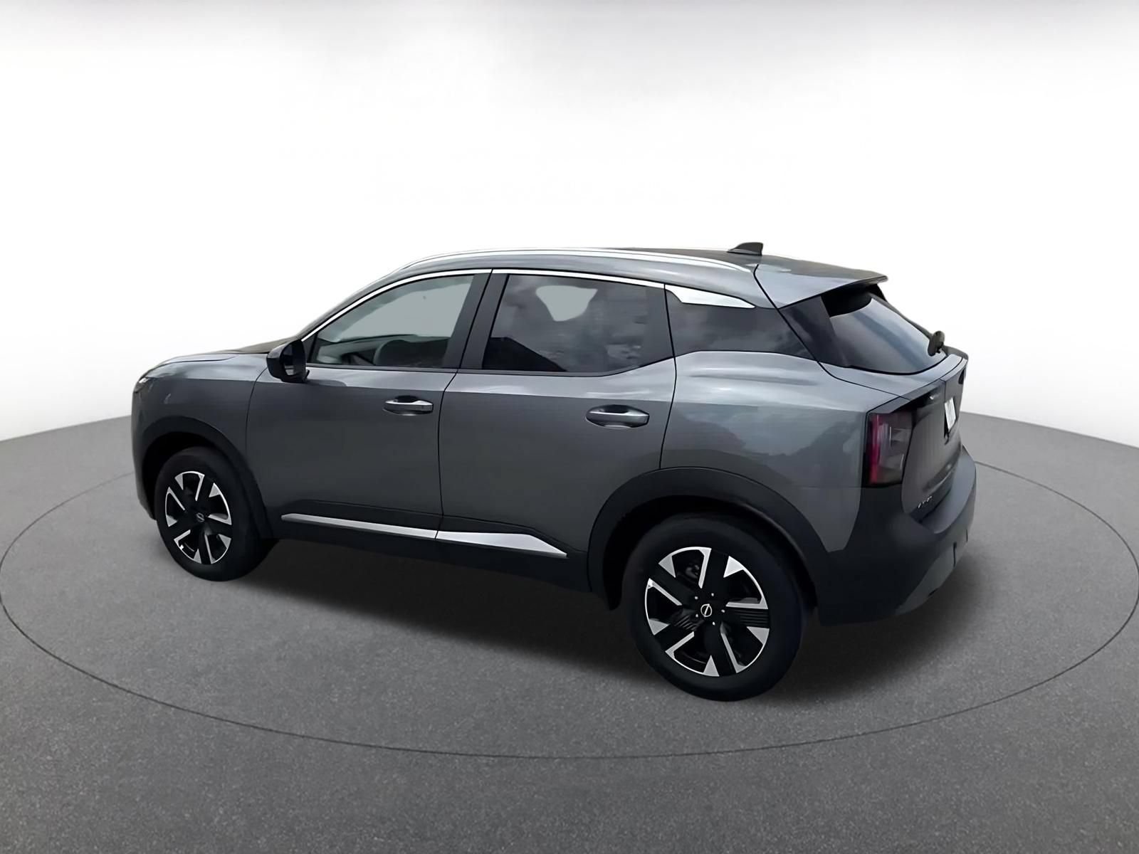 Used 2026 Nissan Kicks SV w/ Cold Weather Package AWD/4WD image 9
