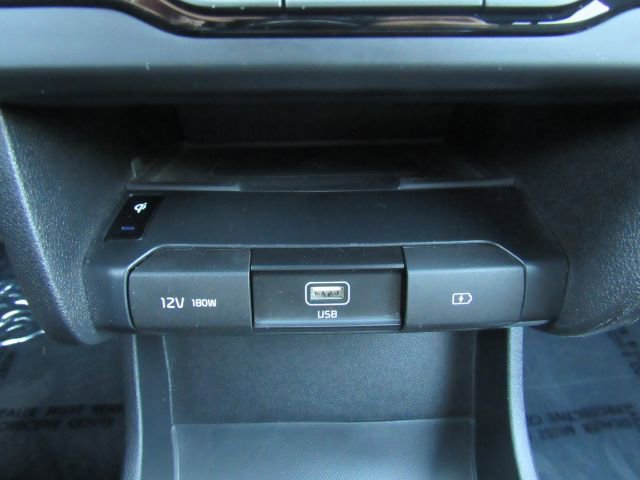 Used 2022 Kia Niro EX image 46