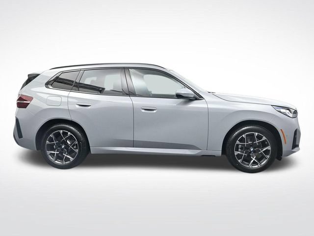 New 2026 BMW X3 xDrive30i w/ Premium Package AWD/4WD image 3