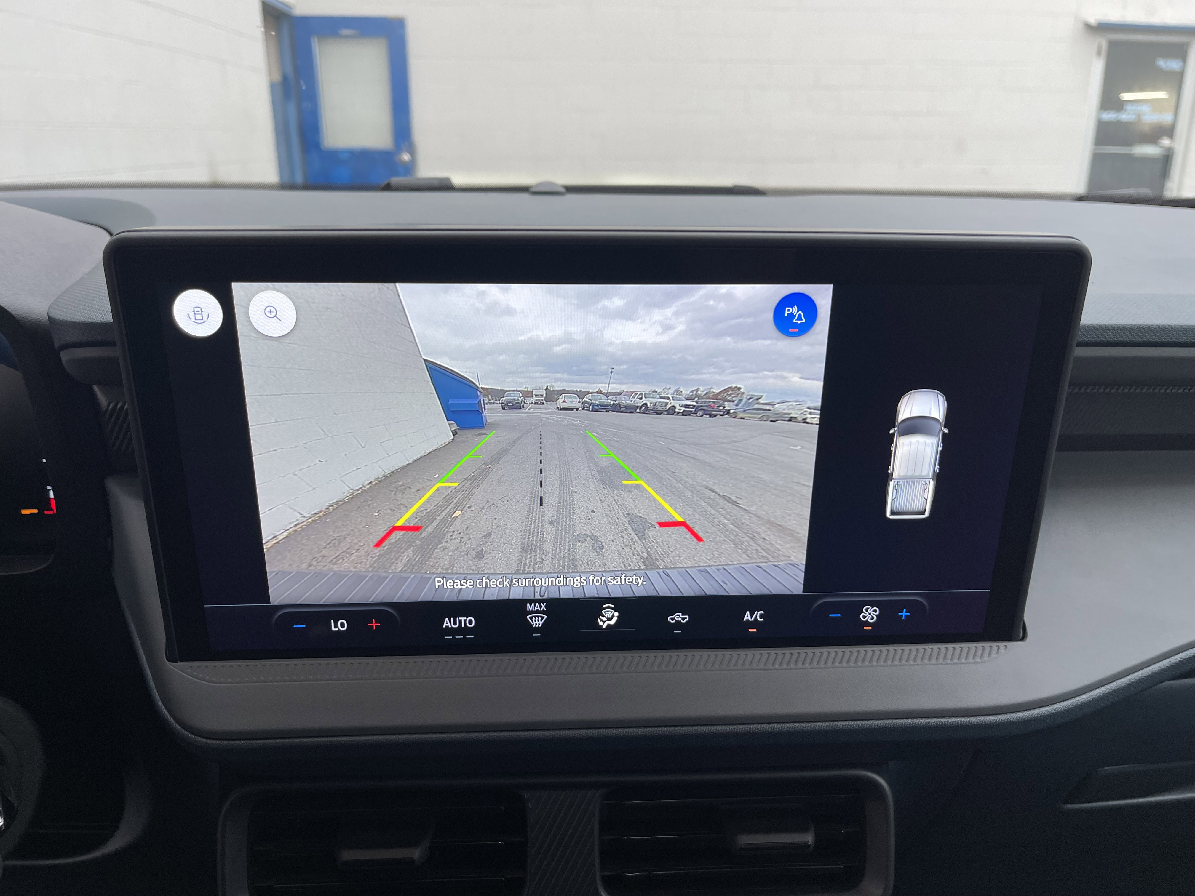 New 2025 Ford Maverick XL image 13