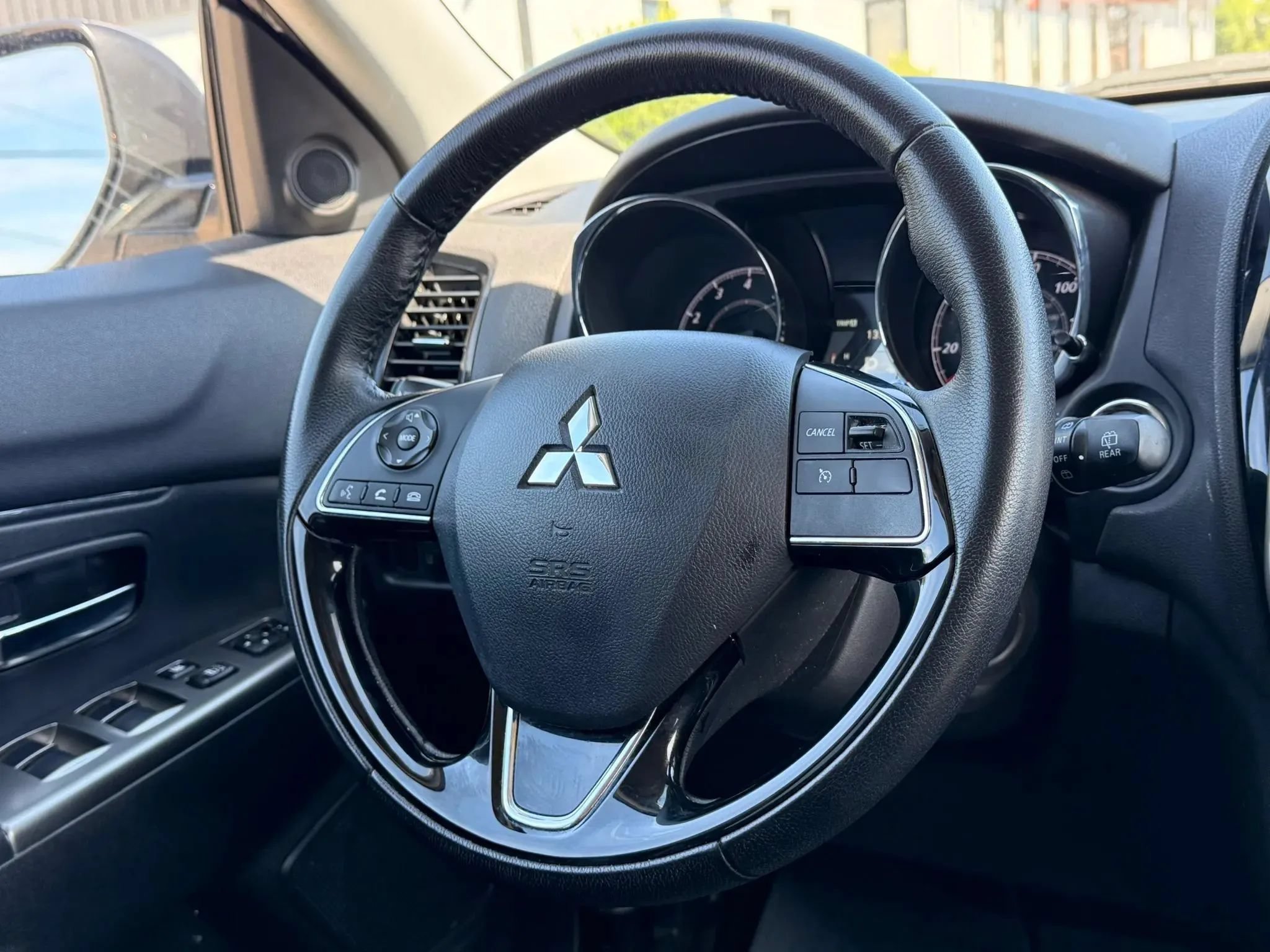 Used 2023 Mitsubishi Outlander Sport SE AWD/4WD image 13