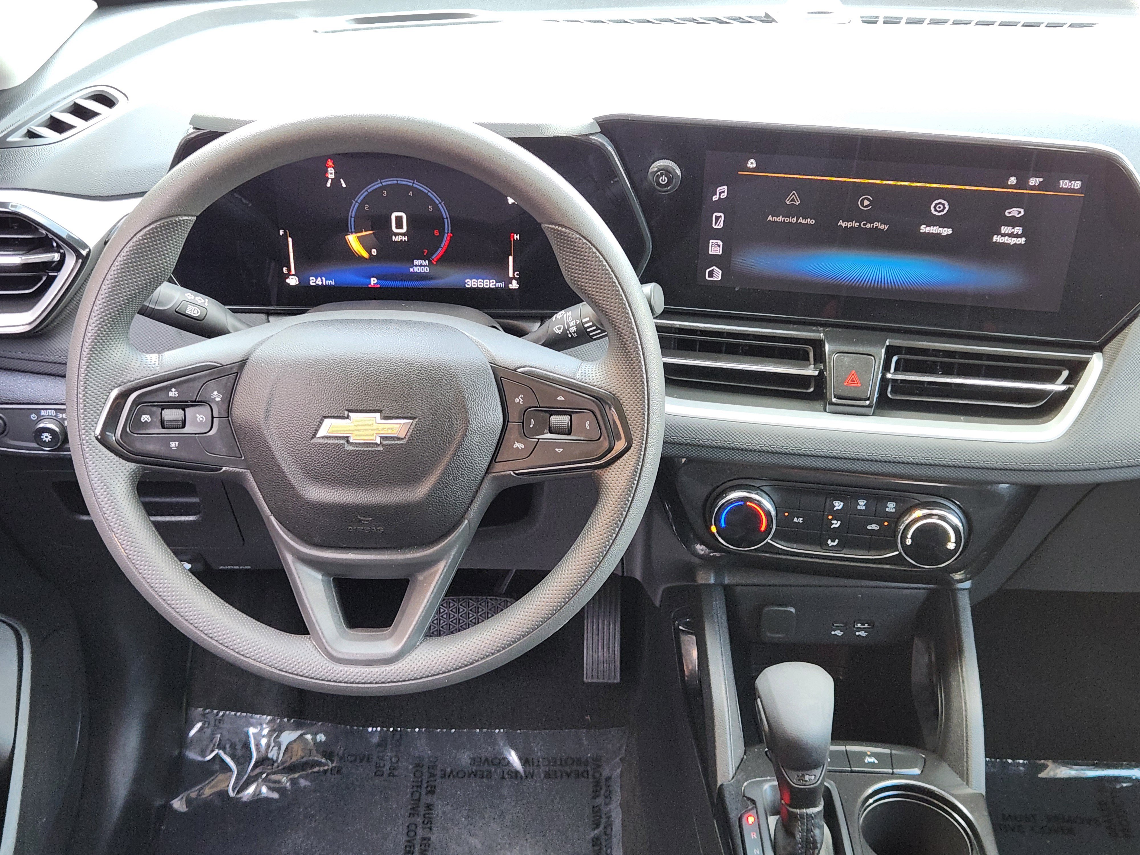 Used 2025 Chevrolet TrailBlazer LT FWD image 29