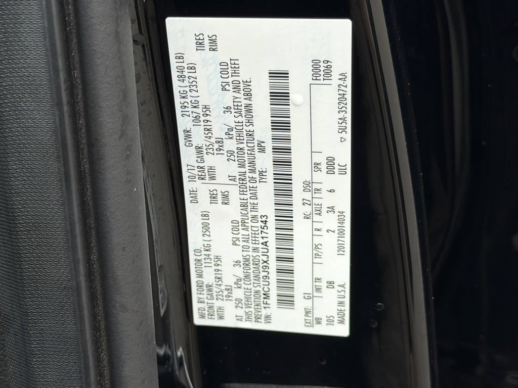 Used 2018 Ford Escape Titanium w/ Ford Safe & Smart Package AWD/4WD image 35