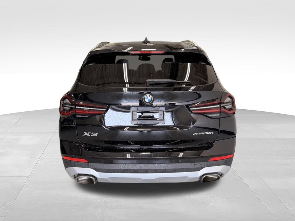 Used 2023 BMW X3 xDrive30i w/ Premium Package AWD/4WD image 4