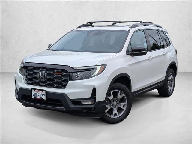 Used 2023 Honda Passport TrailSport image 1
