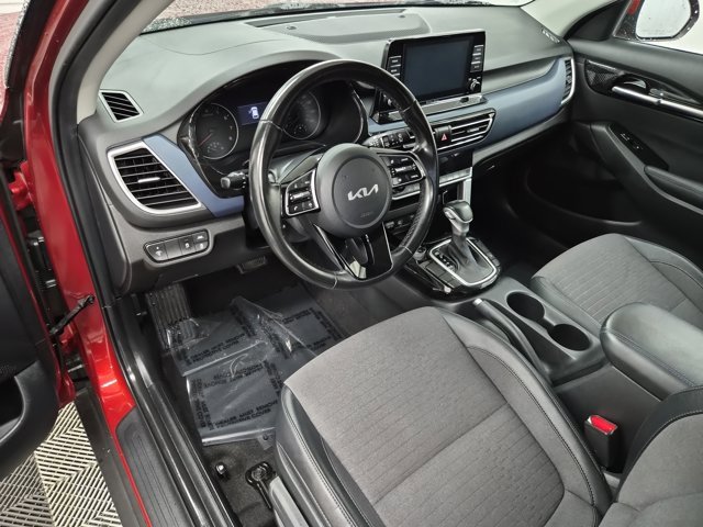 Certified 2023 Kia Seltos S image 19