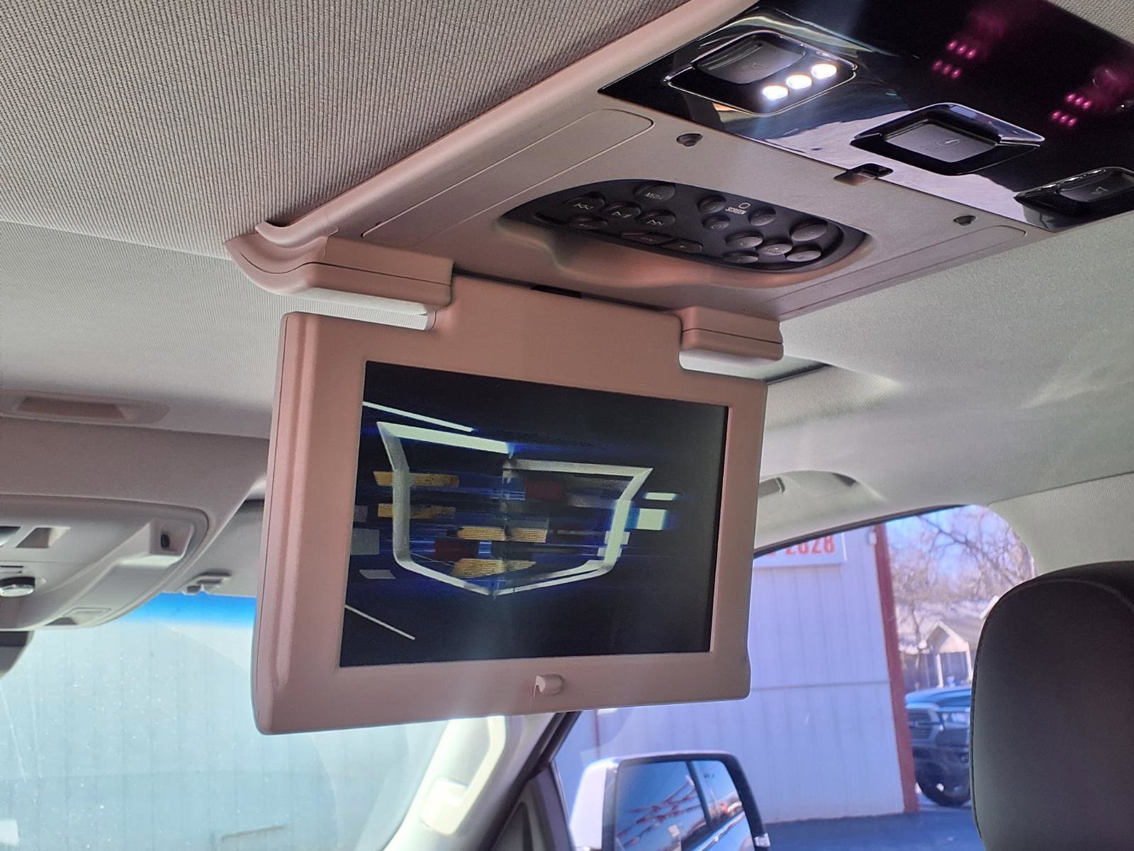 Used 2020 Cadillac Escalade Luxury image 13