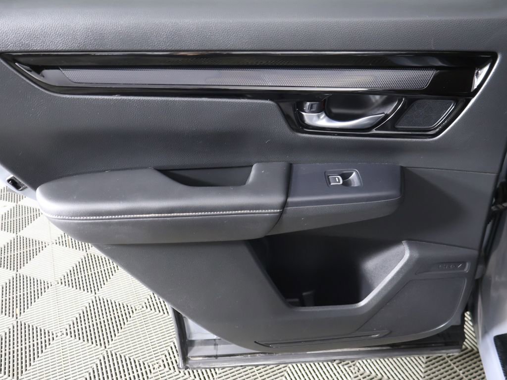 Used 2025 Honda CR-V EX-L image 26