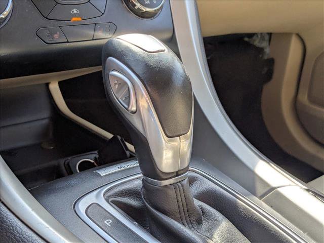 Used 2015 Ford Fusion SE w/ Equipment Group 202A image 8