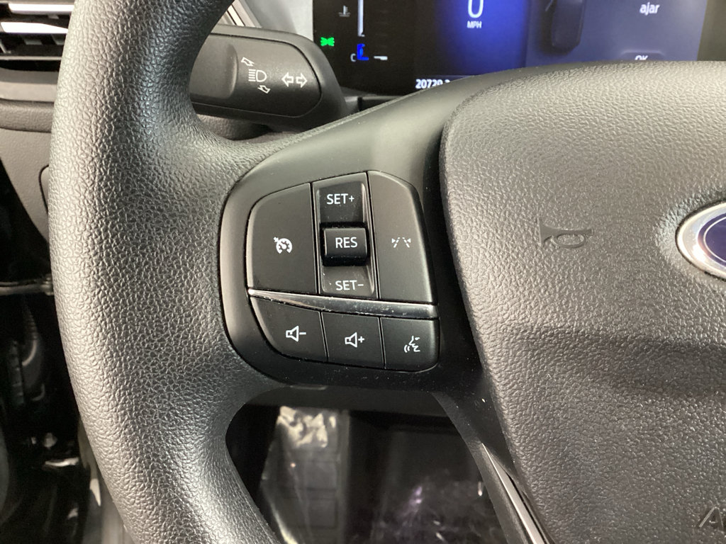 Used 2025 Ford Escape Active AWD/4WD image 21