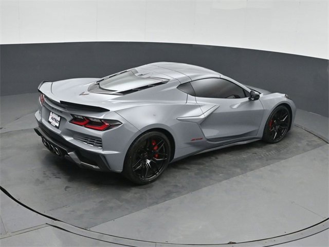 Used 2024 Chevrolet Corvette Z06 image 32